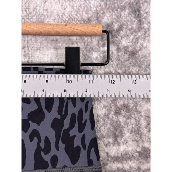 Carbon38 Black and Gray Animal Print Leggings S XS - Picture 3 of 6